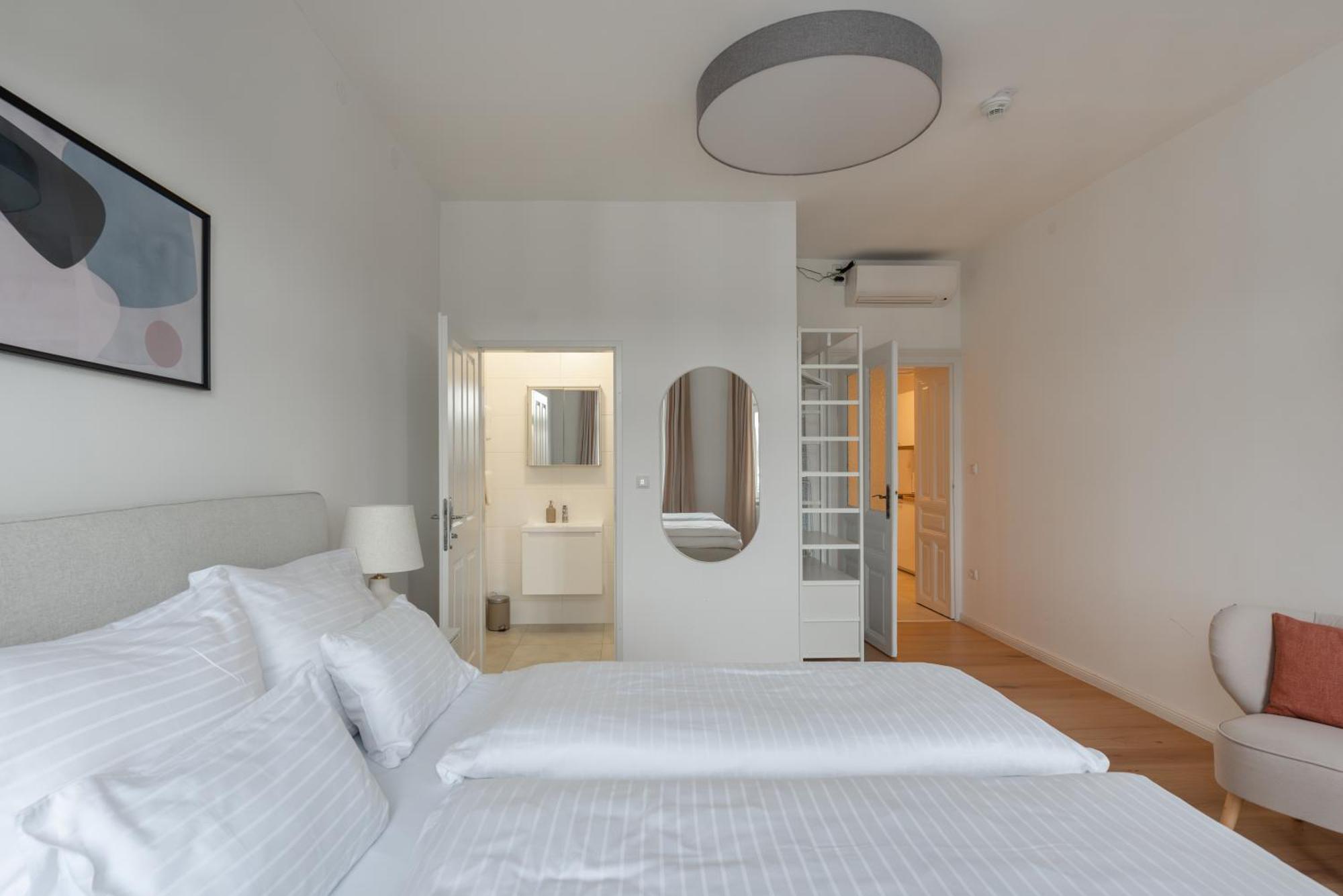Sophienne Apartments Виена Екстериор снимка